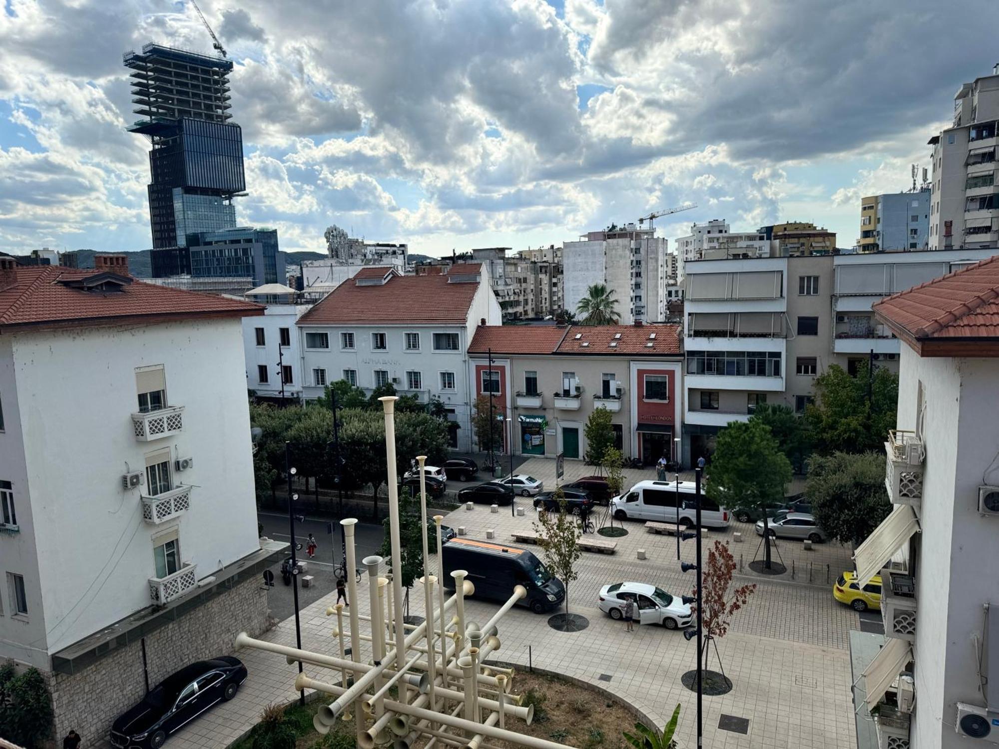 Golden Dublex Tirana Διαμέρισμα Εξωτερικό φωτογραφία